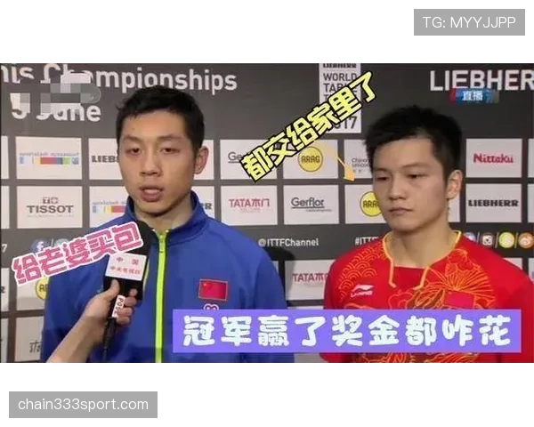 汪顺家里那泳池比咱们小区还豪华，比赛时倒是一本正经得像个书呆子